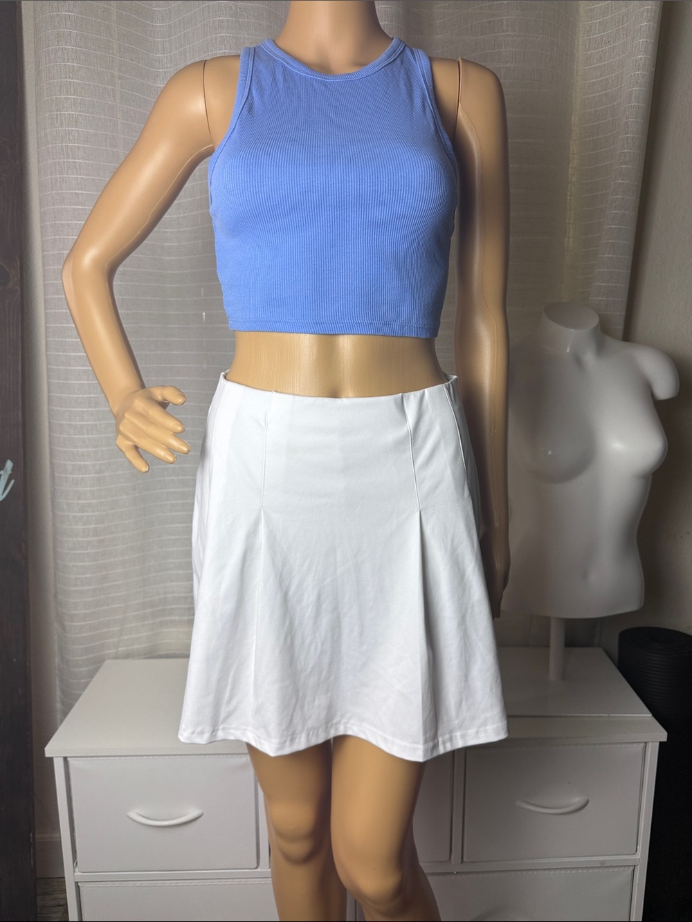 🌟Ebb & Flow 🌟Women's White A-Line Skirt W Shorts - Classic Everyday Style Small